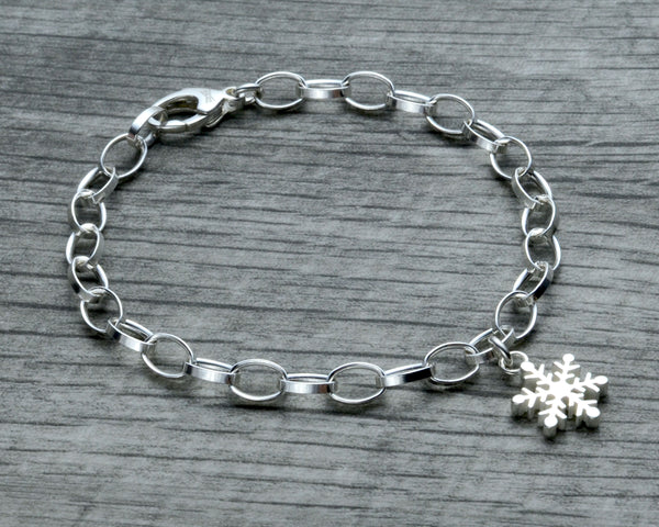 Festive Snowflake Bracelet Gift Set | | Pandora US